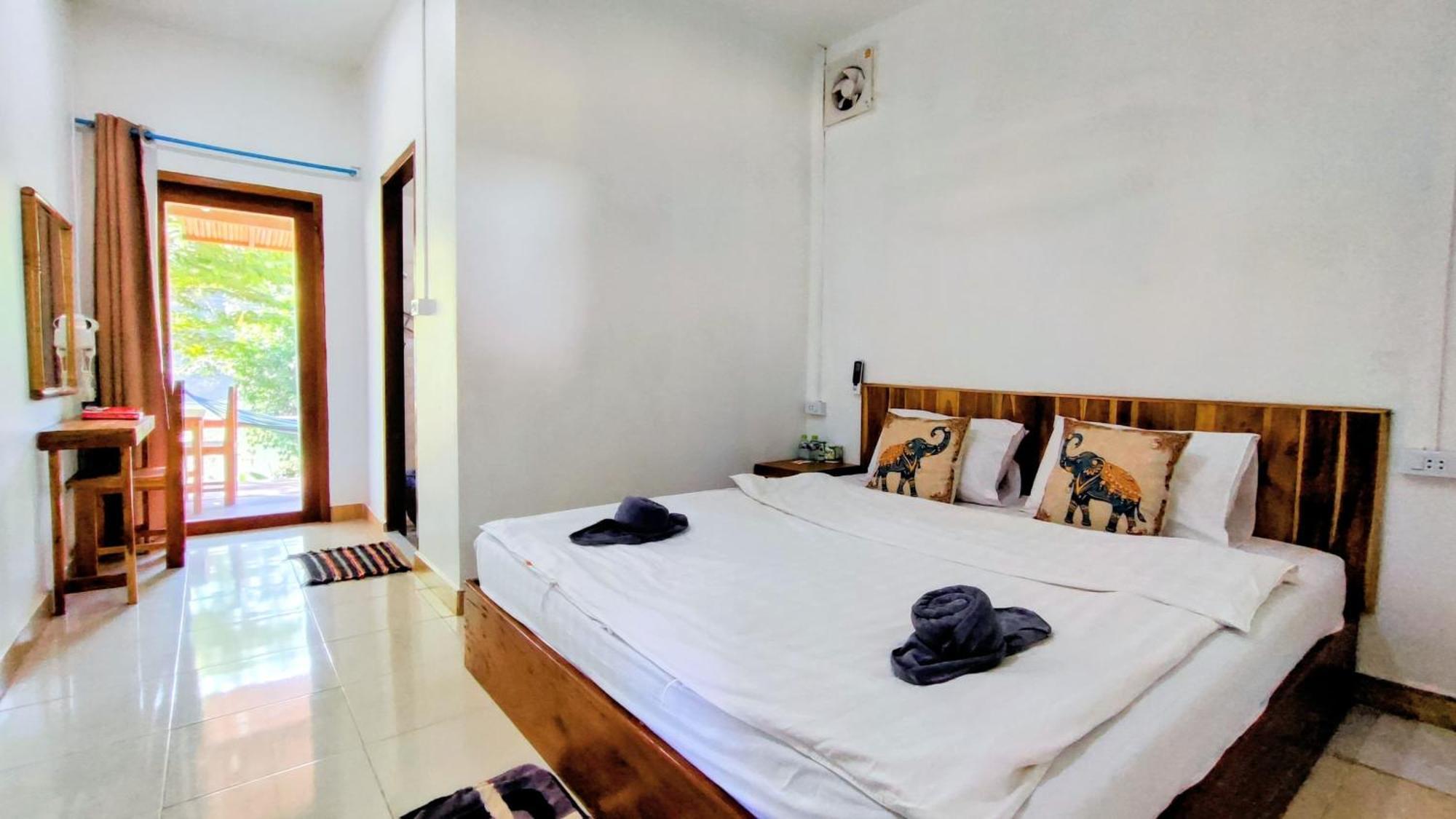 Meexok Guesthouse Нонгкио Экстерьер фото